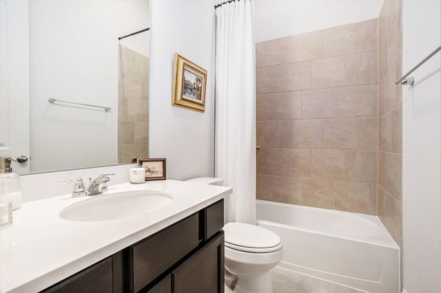 567 Rita Blanca Drive, Webster, TX 77598