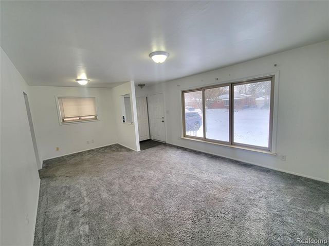 22321 Logue Avenue, Warren, MI 48091