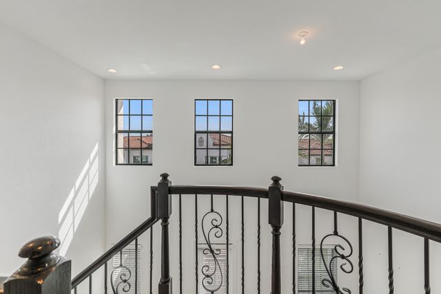 11675 SW 13th Court, Pembroke Pines, FL 33025