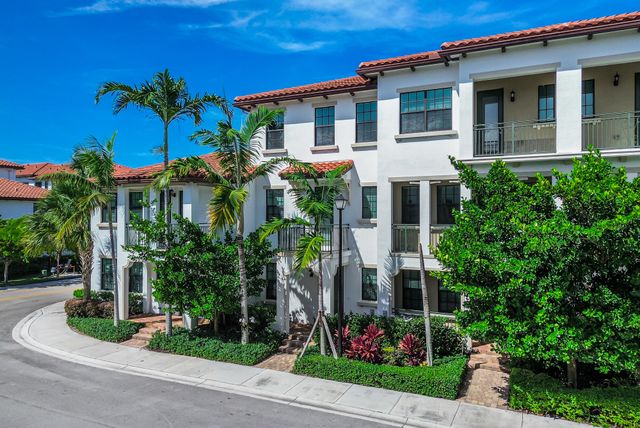 11675 SW 13th Court, Pembroke Pines, FL 33025