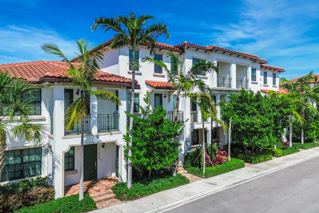 11675 SW 13th Court, Pembroke Pines, FL 33025