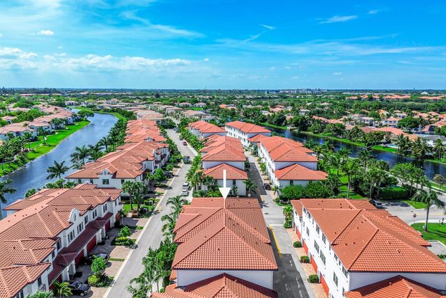 11675 SW 13th Court, Pembroke Pines, FL 33025