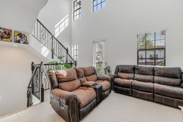 11675 SW 13th Court, Pembroke Pines, FL 33025