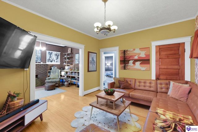 4720 S 3rd Street, Louisville, KY 40214