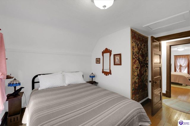 4720 S 3rd Street, Louisville, KY 40214