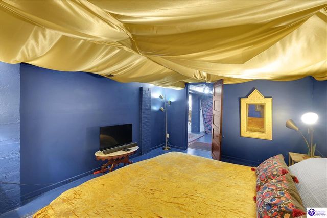 4720 S 3rd Street, Louisville, KY 40214