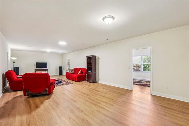 2725 Garonne Way, Cumming, GA 30041