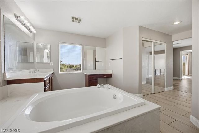 6112 Silken Saddle Street, North Las Vegas, NV 89031