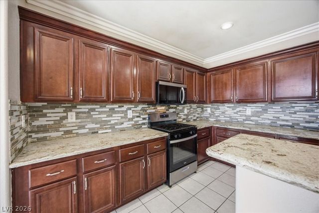 6112 Silken Saddle Street, North Las Vegas, NV 89031