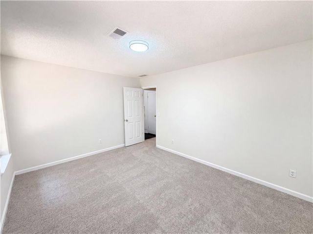 420 Creekside Lane, Woodstock, GA 30188