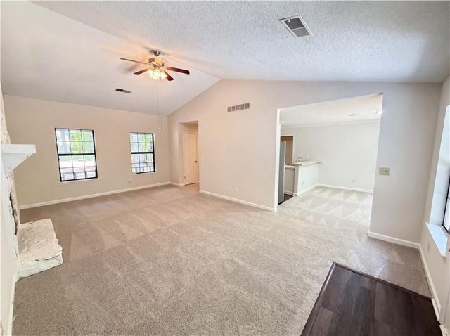 420 Creekside Lane, Woodstock, GA 30188