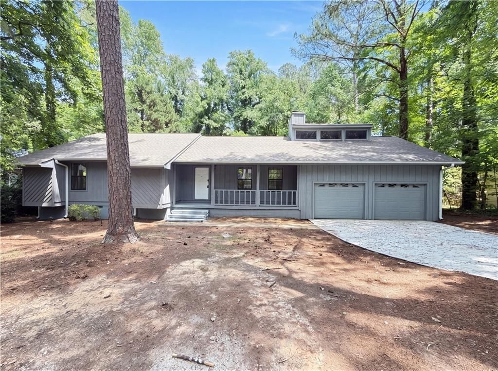 420 Creekside Lane, Woodstock, GA 30188