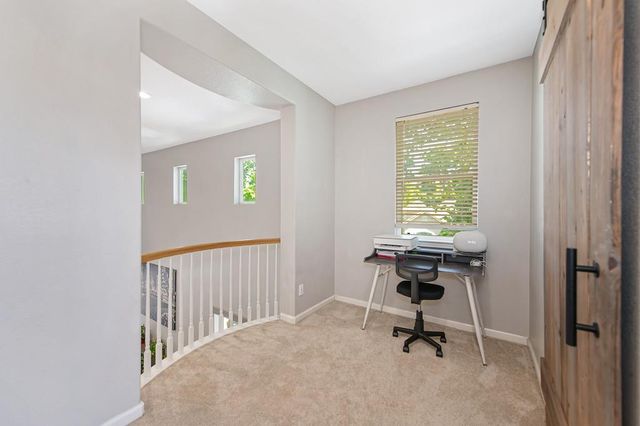4060 Clarewood Way, Sacramento, CA 95835