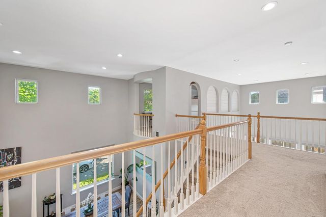 4060 Clarewood Way, Sacramento, CA 95835