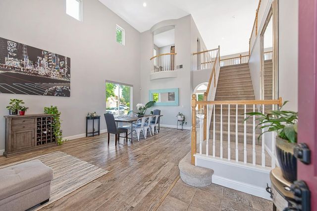 4060 Clarewood Way, Sacramento, CA 95835