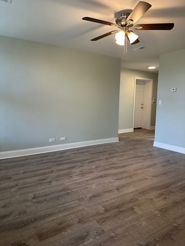 4401 S Michigan Avenue 3S, Chicago, IL 60653