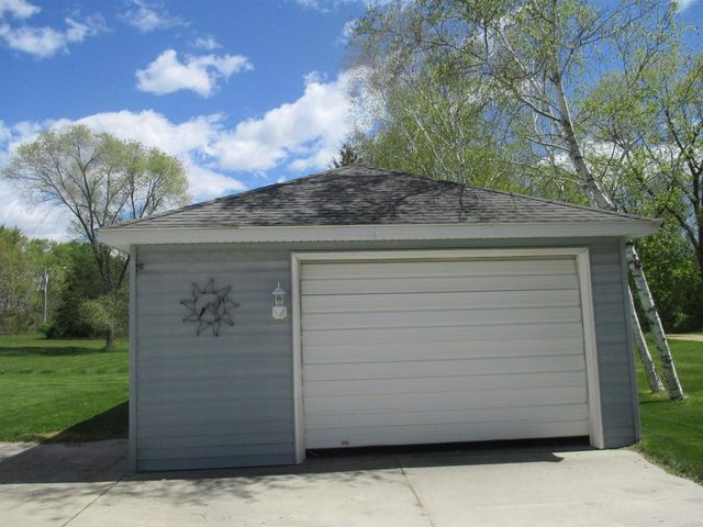 W5390 Buffalo Drive, Montello, WI 53949