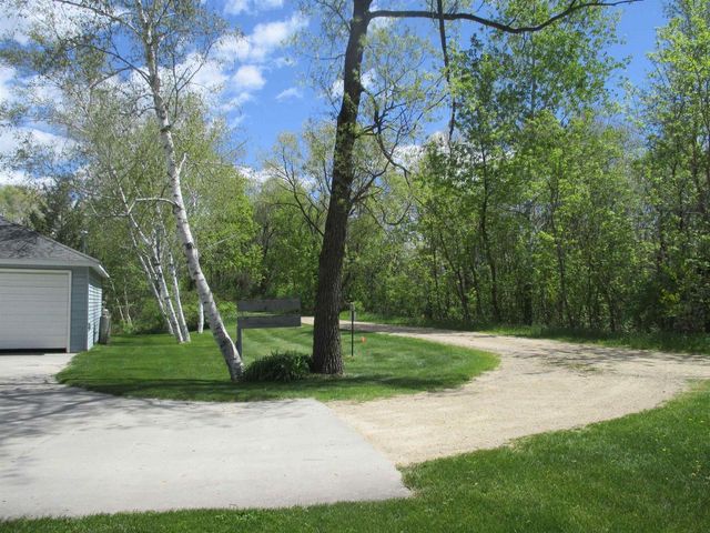 W5390 Buffalo Drive, Montello, WI 53949