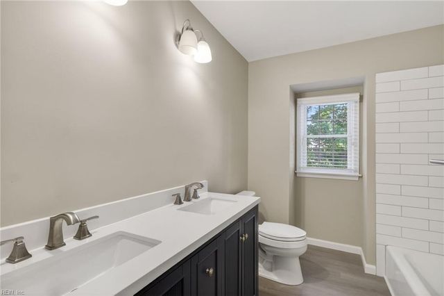 1059 Clipper DR, Hampton, VA 23669