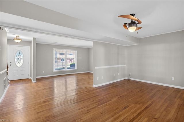 1059 Clipper DR, Hampton, VA 23669