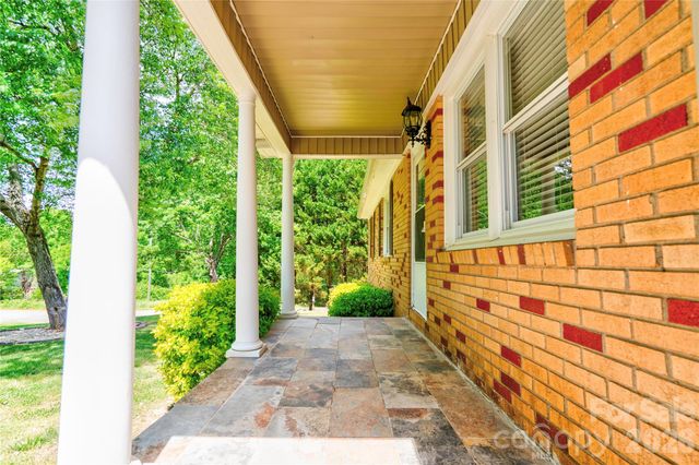 201 Skycrest Avenue, Shelby, NC 28152