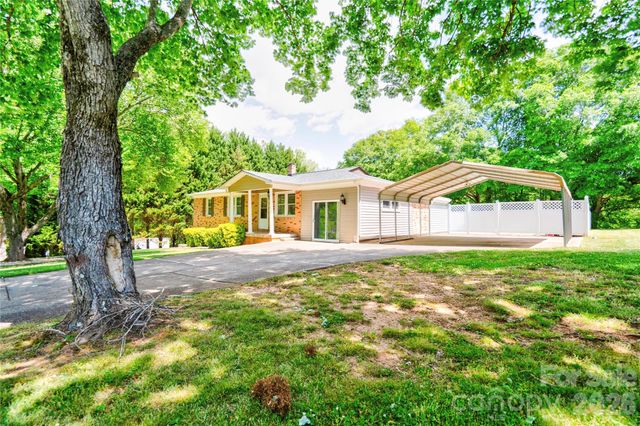 201 Skycrest Avenue, Shelby, NC 28152