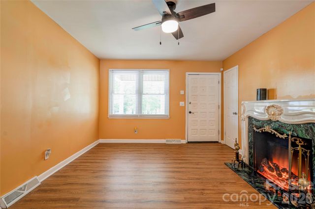201 Skycrest Avenue, Shelby, NC 28152