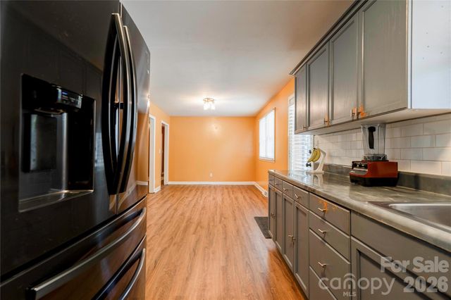 201 Skycrest Avenue, Shelby, NC 28152