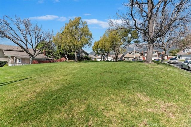 6901 Saddleback Place, Rancho Cucamonga, CA 91701