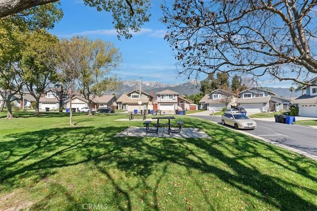 6901 Saddleback Place, Rancho Cucamonga, CA 91701