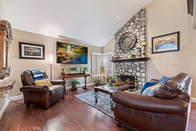 6901 Saddleback Place, Rancho Cucamonga, CA 91701