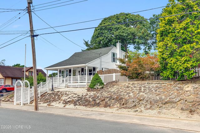 157 17th Avenue, Brick, NJ 08724