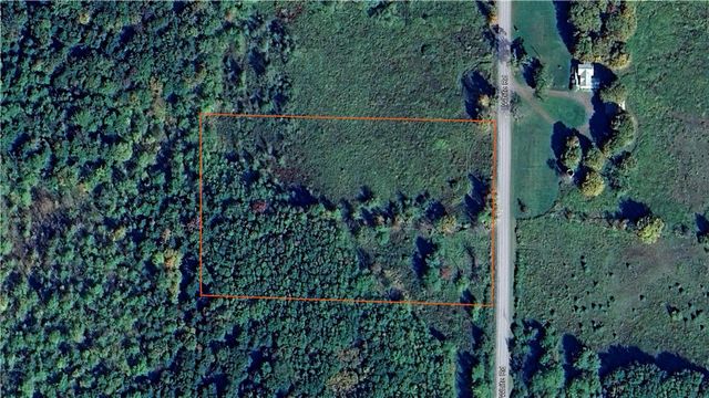 287 White Road, Parish, NY 13131