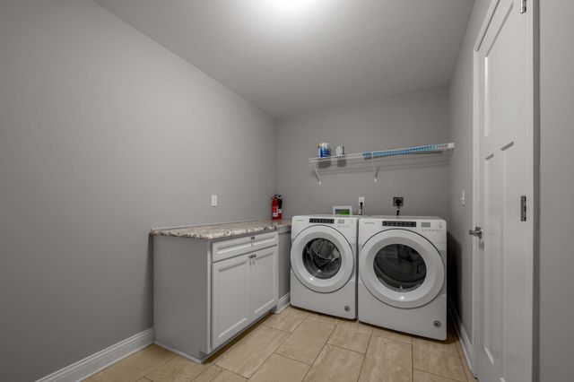3179 Bay Springs Park, Lexington, KY 40509