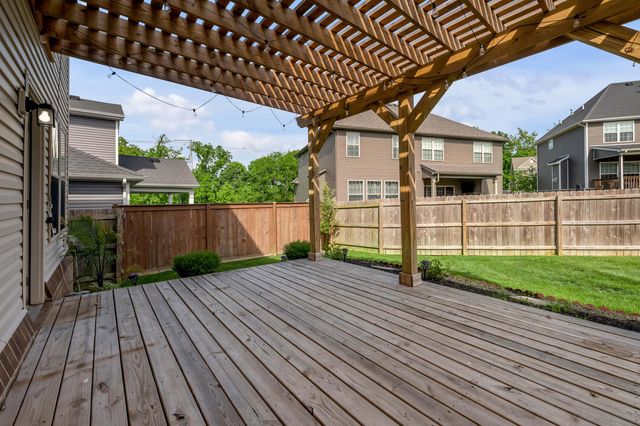 3179 Bay Springs Park, Lexington, KY 40509