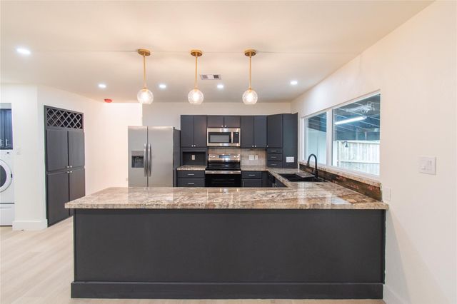 15411 Sierra Valle Drive, Houston, TX 77083