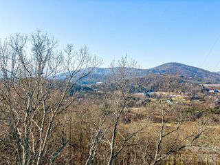 92 Chimney Crest Drive, Asheville, NC 28806