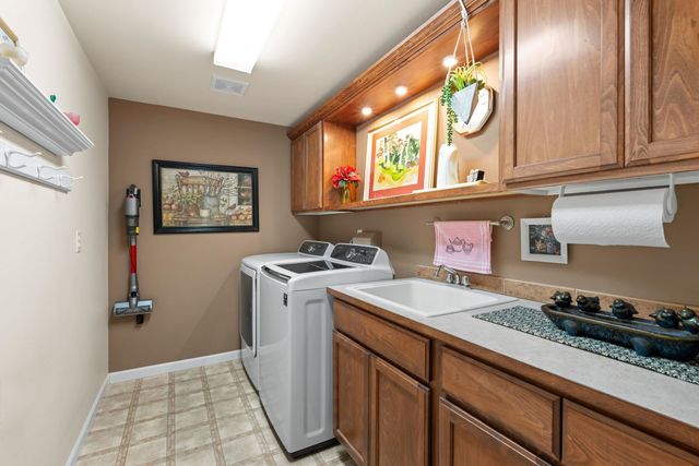 102 N Lindeblad Ln, Liberty Lake, WA 99019