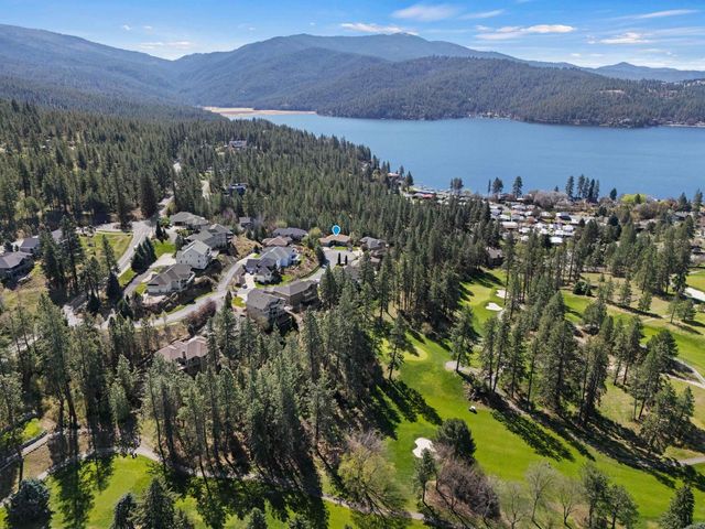 102 N Lindeblad Ln, Liberty Lake, WA 99019