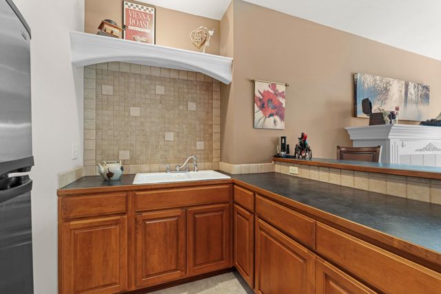 102 N Lindeblad Ln, Liberty Lake, WA 99019