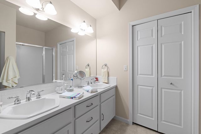 102 N Lindeblad Ln, Liberty Lake, WA 99019