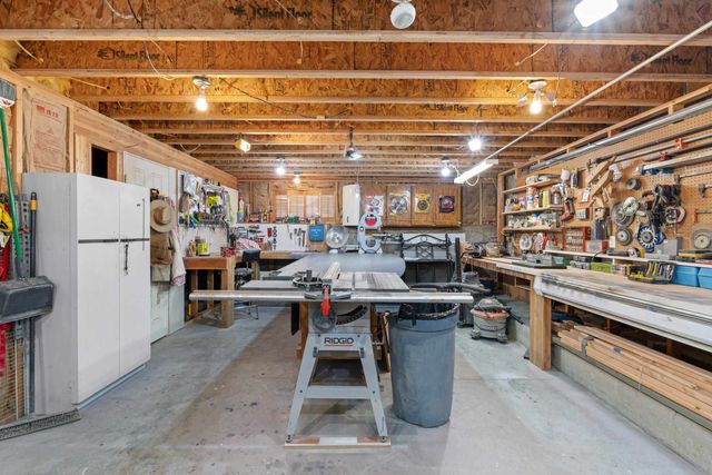 102 N Lindeblad Ln, Liberty Lake, WA 99019