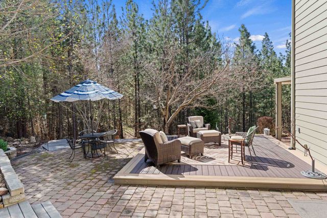 102 N Lindeblad Ln, Liberty Lake, WA 99019