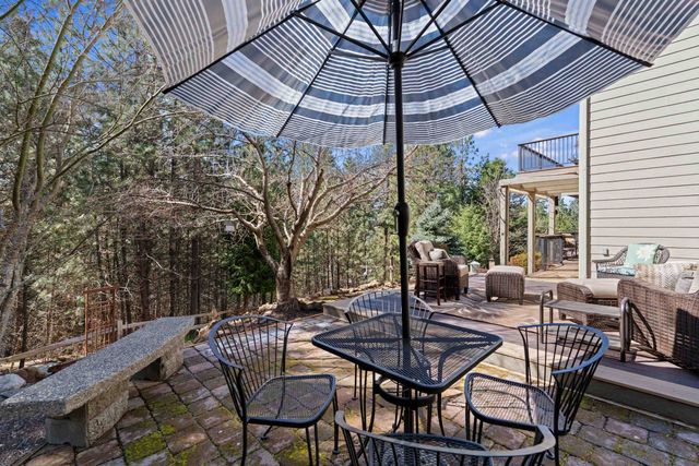 102 N Lindeblad Ln, Liberty Lake, WA 99019