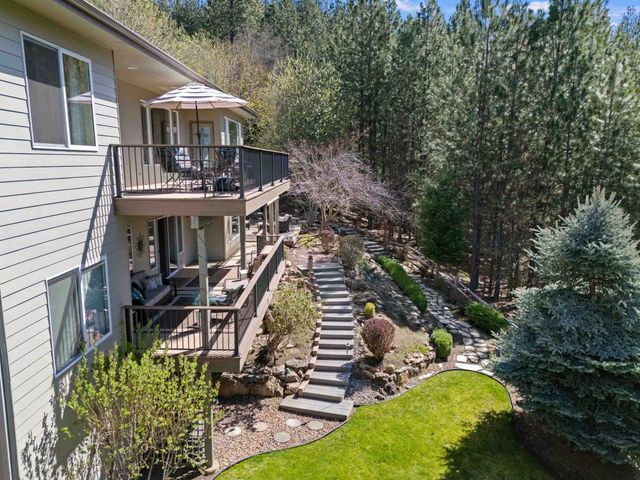 102 N Lindeblad Ln, Liberty Lake, WA 99019