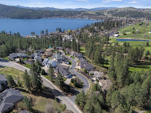 102 N Lindeblad Ln, Liberty Lake, WA 99019