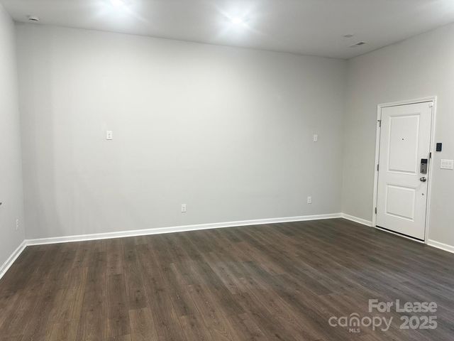 5810 Coulee Lane, Charlotte, NC 28215