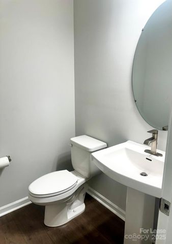 5810 Coulee Lane, Charlotte, NC 28215