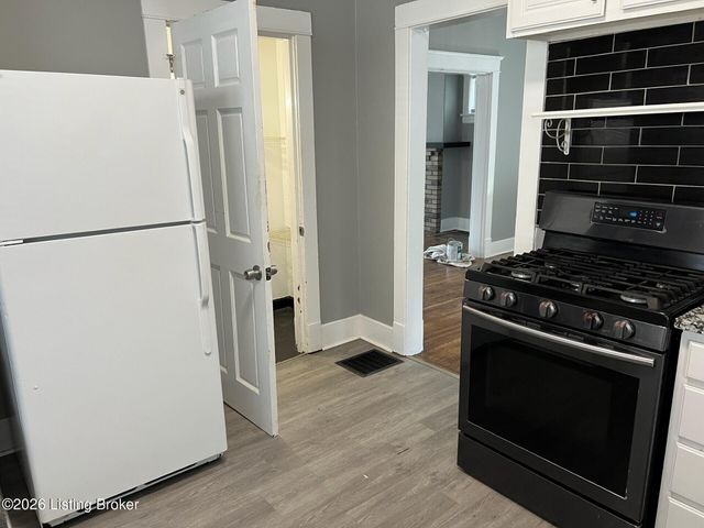 1532 S Shelby St, Louisville, KY 40217