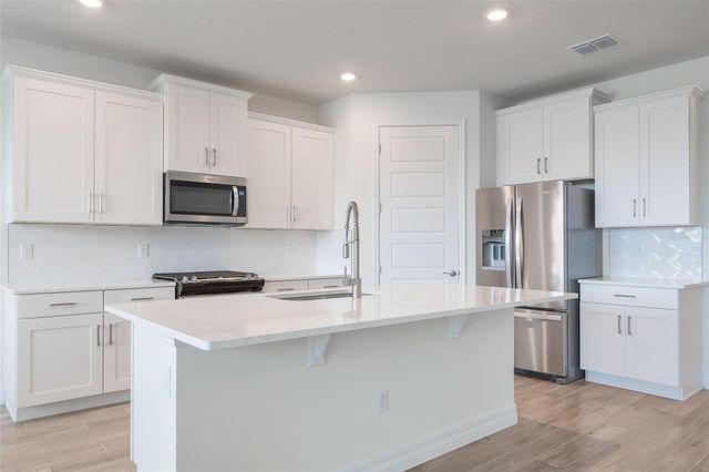 8612 SE BRIDGEPORT BAY CIRCLE, Mount Dora, FL 32757